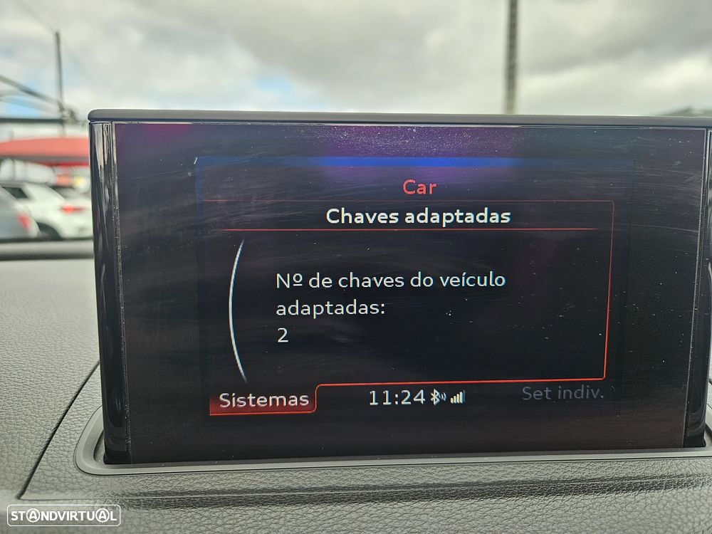 Audi A3 Cabrio 1.6 TDi S-line - 32