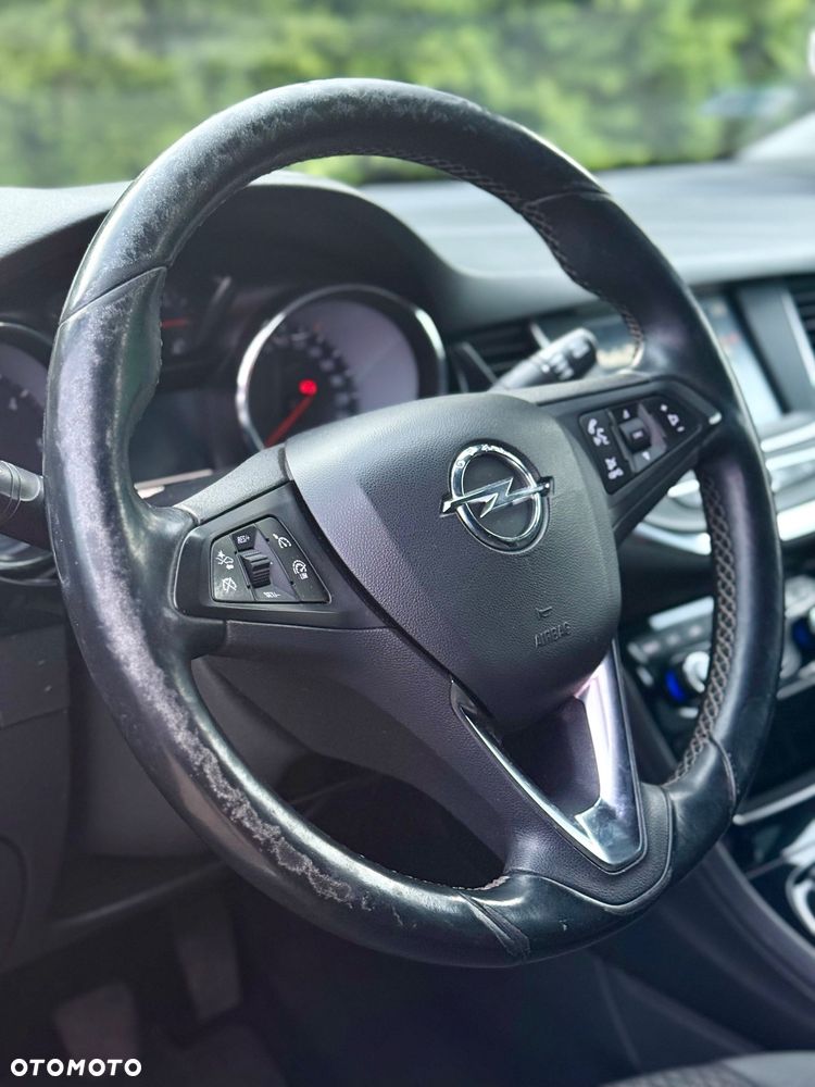 Opel Astra 1.6 CDTI Cosmo - 13