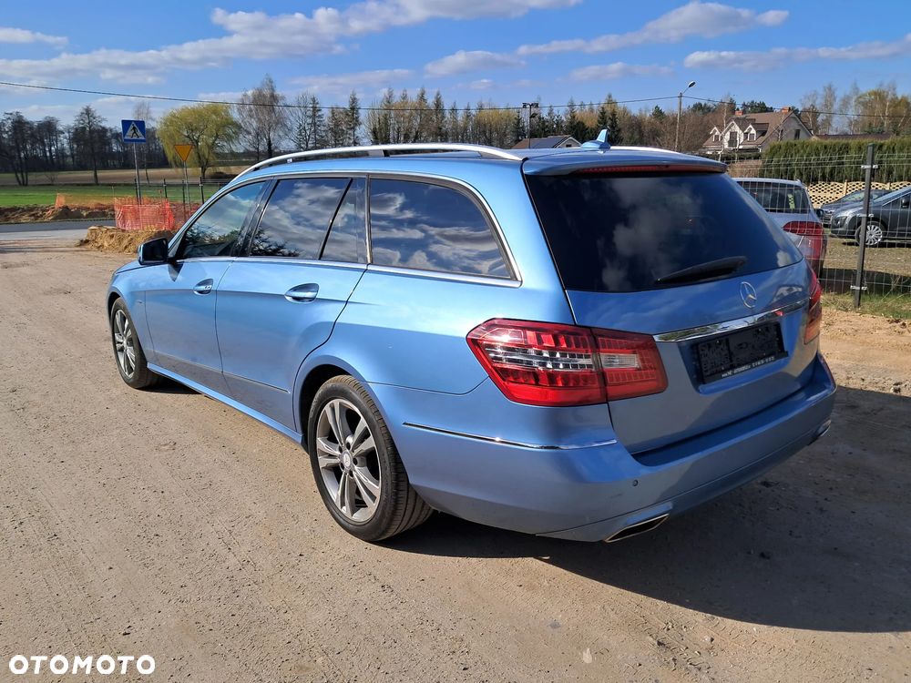 Mercedes-Benz Klasa E 220 CDI DPF BlueEFFICIENCY Elegance - 5