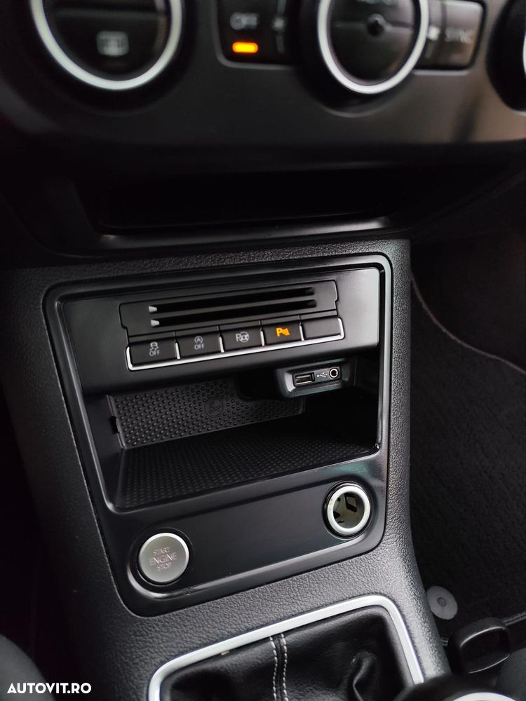 Volkswagen Tiguan - 11