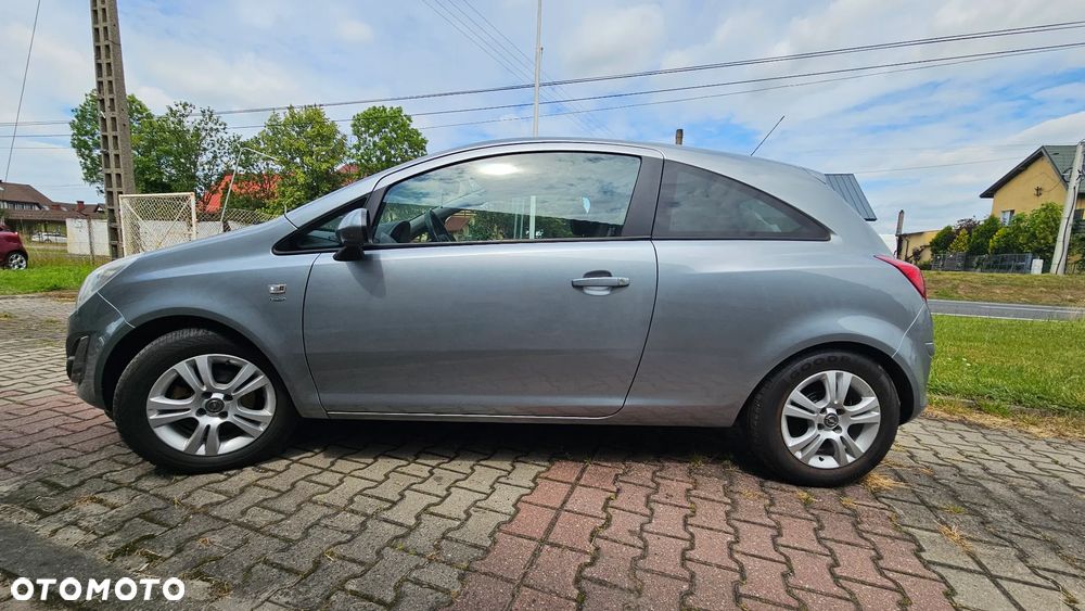 Opel Corsa - 12