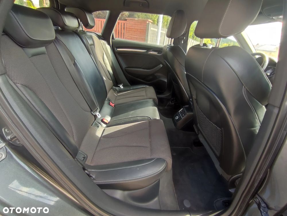 Audi A3 Sportback 2.0 TDI (clean diesel) quattro S tronic S line Sportpaket - 27