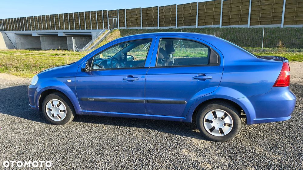 Chevrolet Aveo 1.4 16V LT - 2