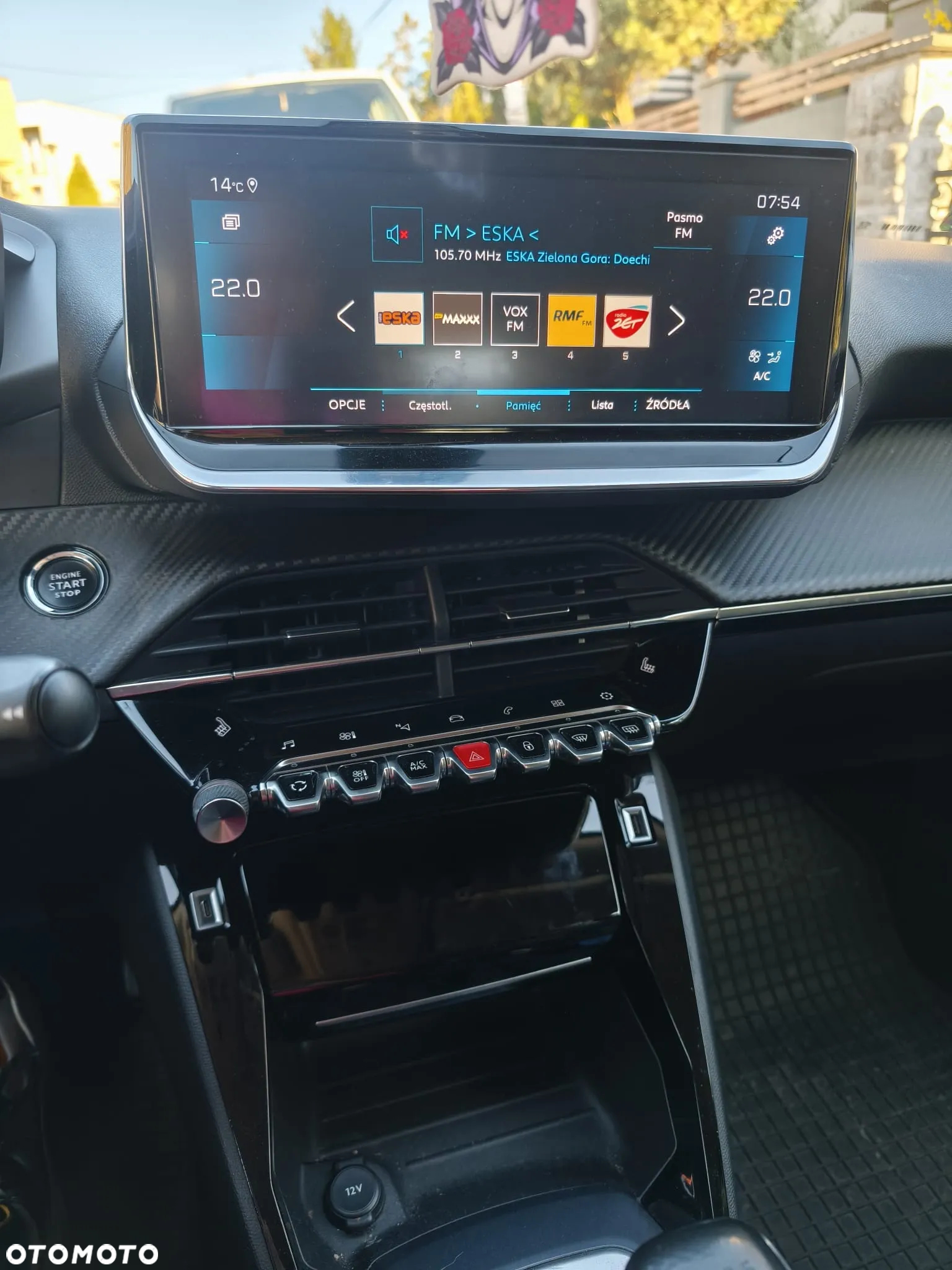 Peugeot 2008 - 6