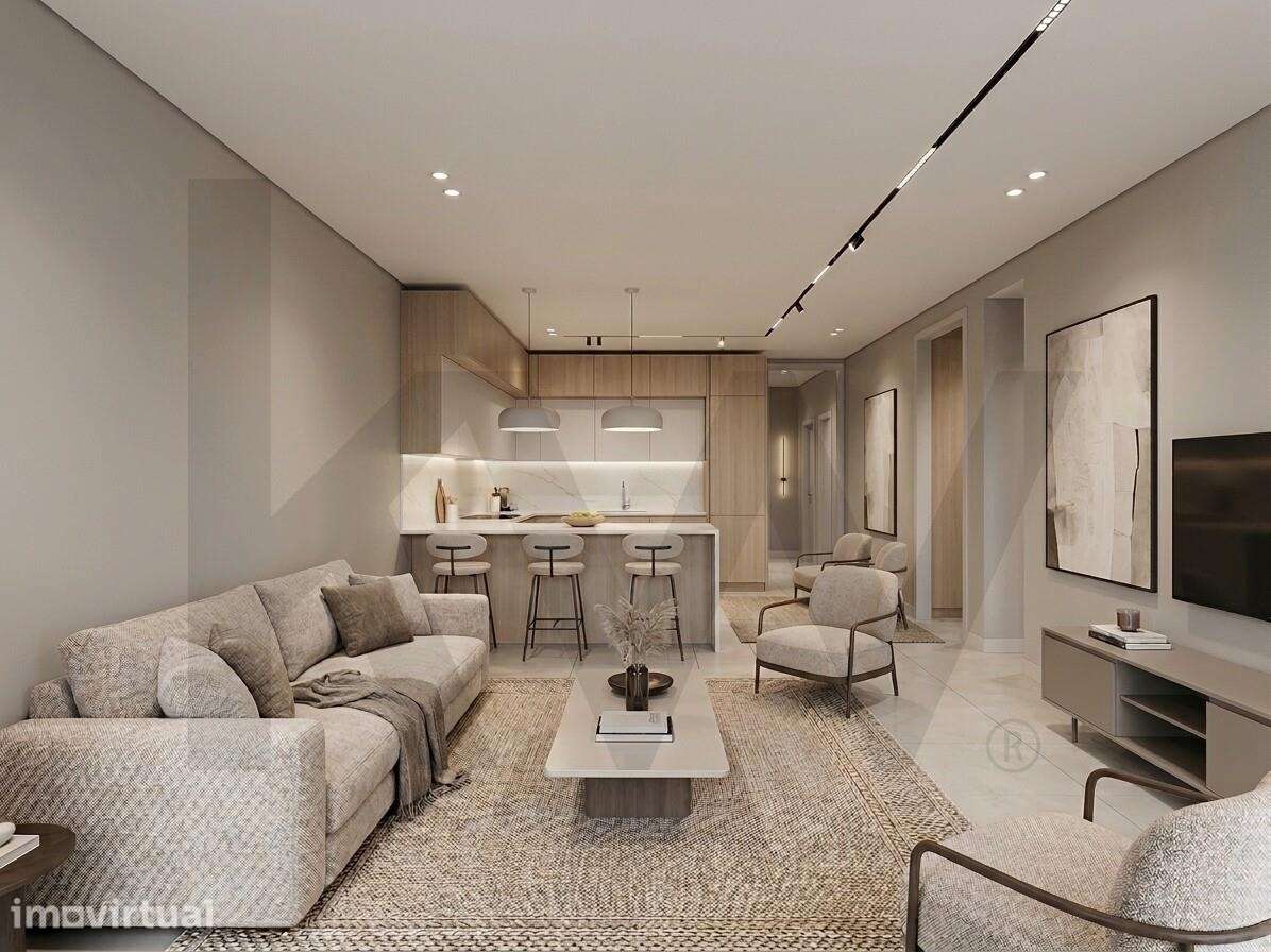 Loja com Projeto para Conversão em Apartamento T3 | Centro de Santarém - Grande imagem: 2/9