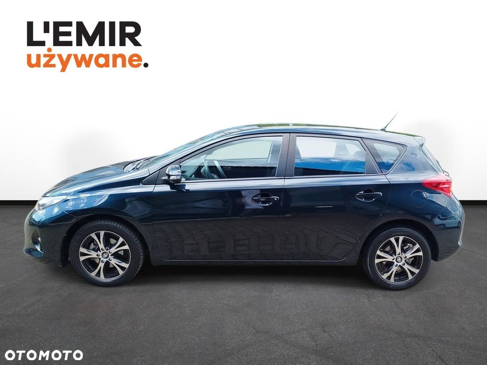 Toyota Auris - 16