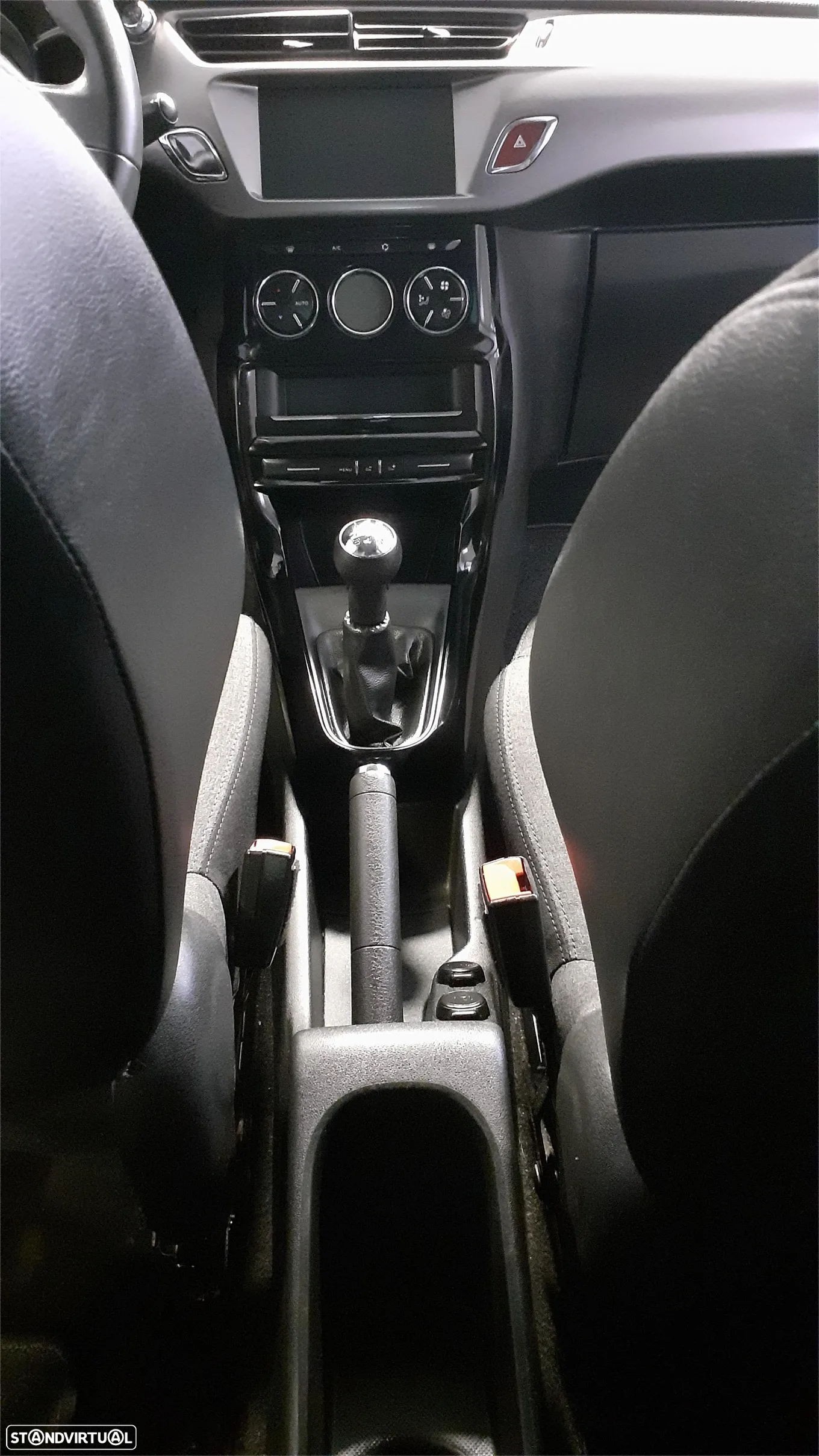 Citroën C3 1.2 PureTech Collection - 11