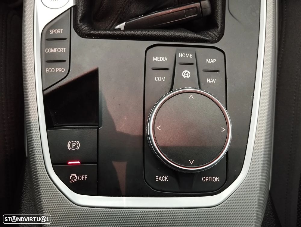 BMW 318 d Corporate Edition - 36