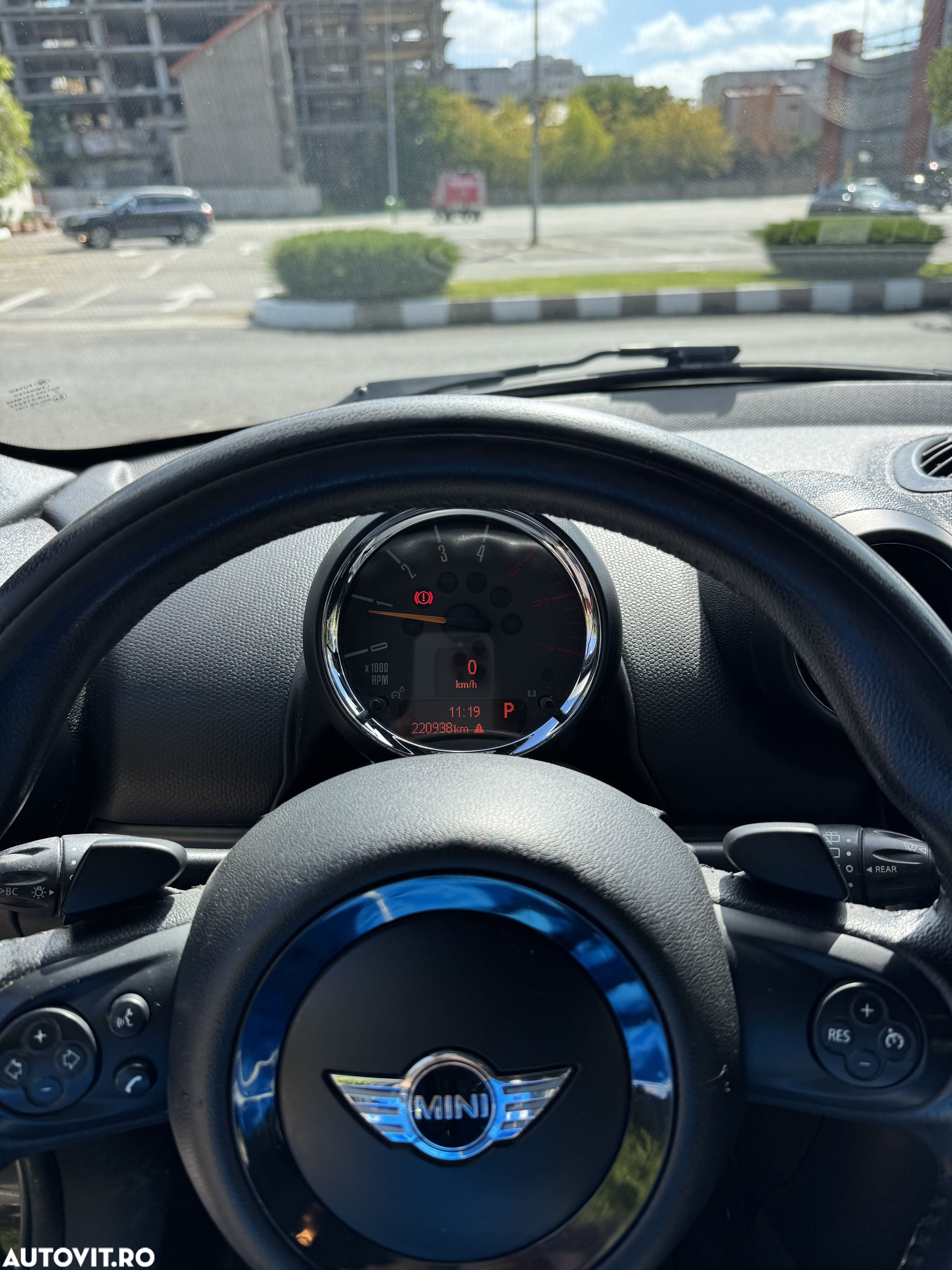 Mini Countryman - 13