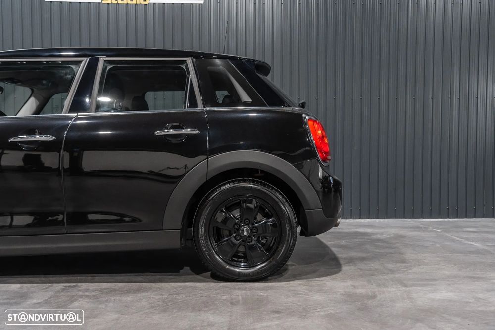 MINI 5 Portas One D - 29