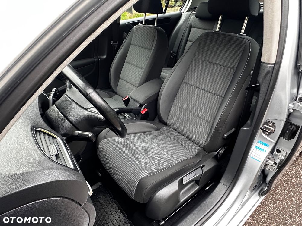 Volkswagen Golf 1.6 Comfortline - 18