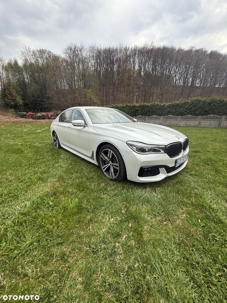BMW Seria 7 740d xDrive sport - 1