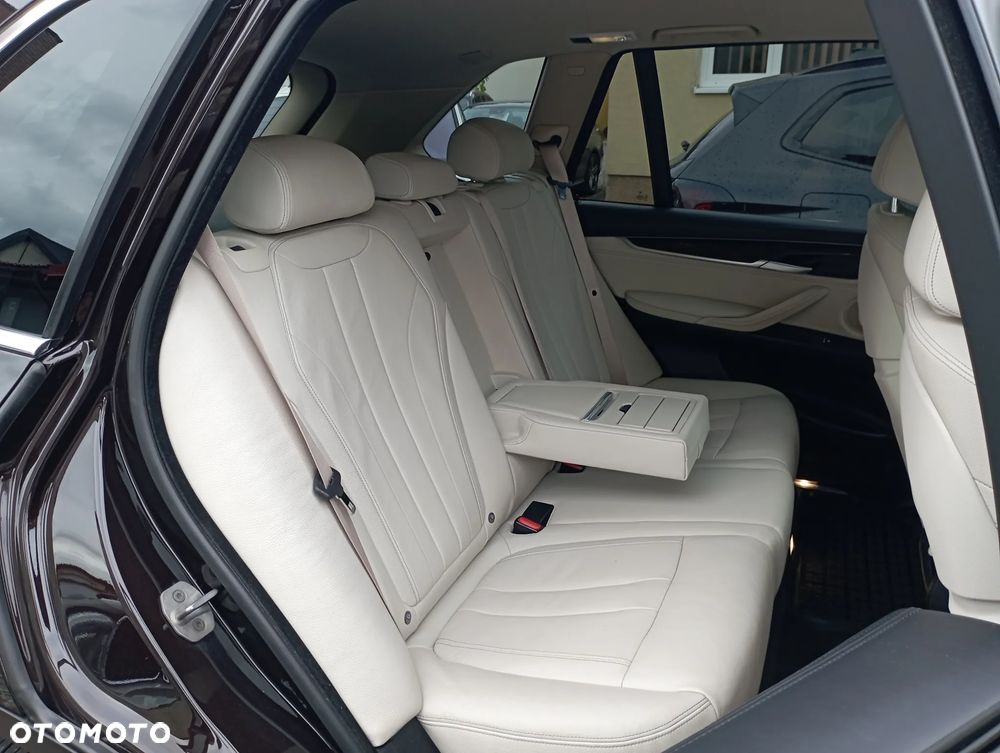 BMW X5 xDrive30d - 10