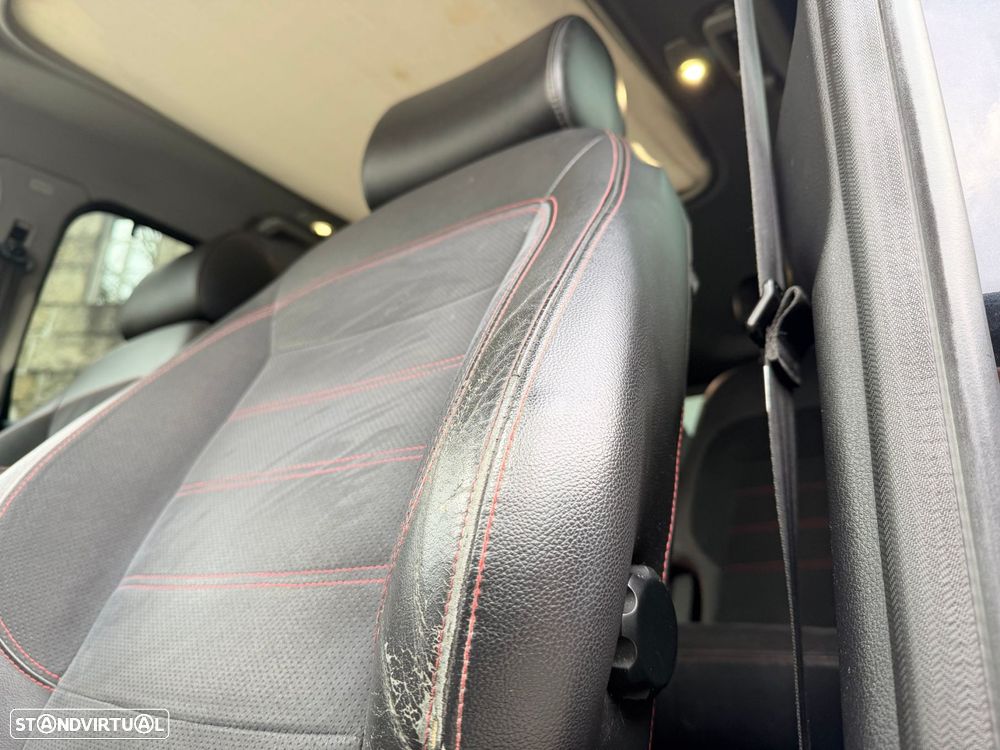 Ford S-Max 2.0 TDCi Titanium 7L - 9