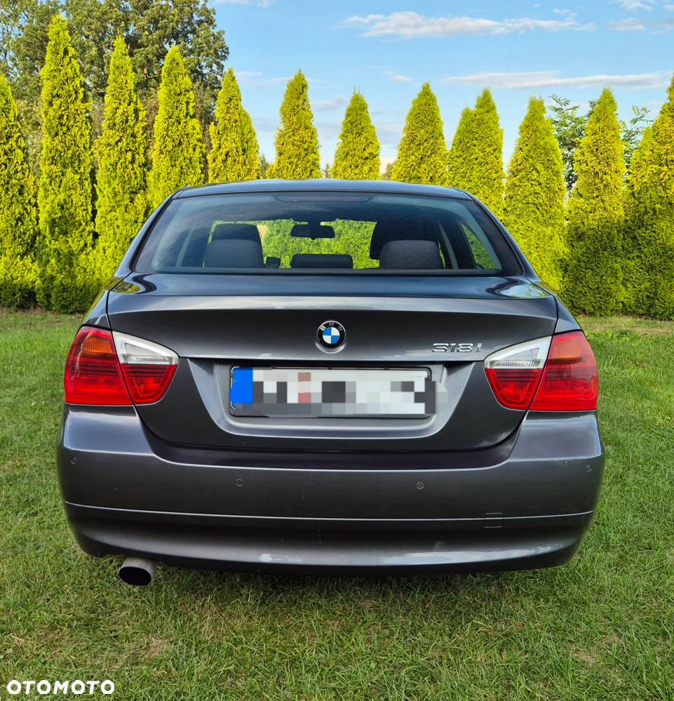 BMW Seria 3 318i - 14