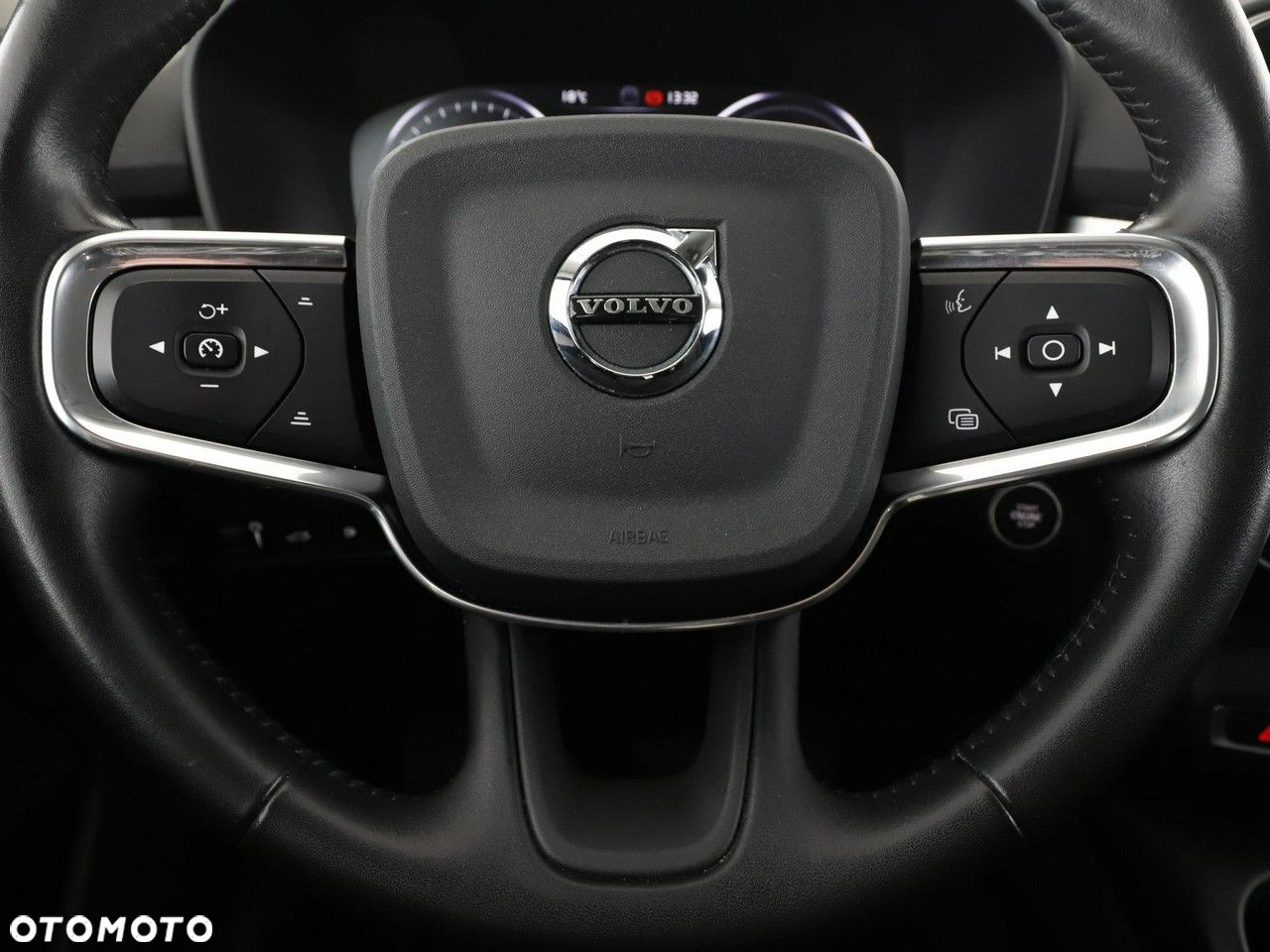 Volvo XC 40 T4 Recharge DKG Inscription Expression - 21