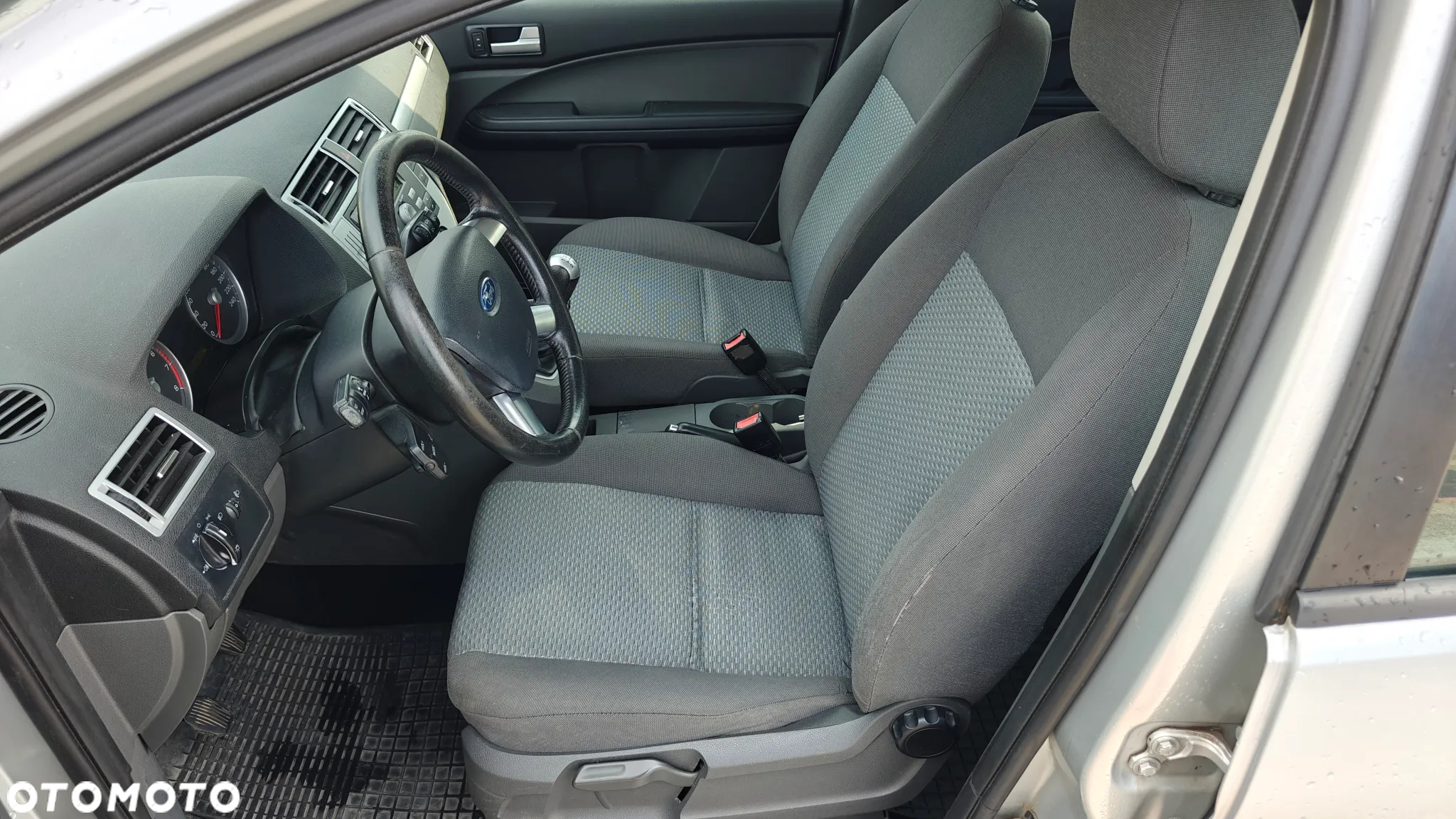 Ford Focus C-Max 1.8 Ambiente - 9