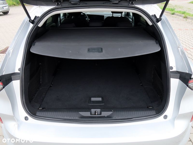 Opel Astra 1.2 T Business Edition S&S - 23