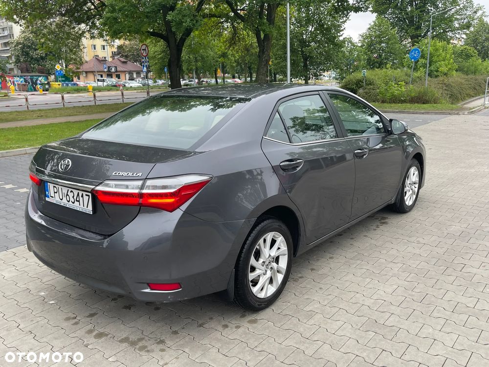 Toyota Corolla 1.6 Comfort - 8