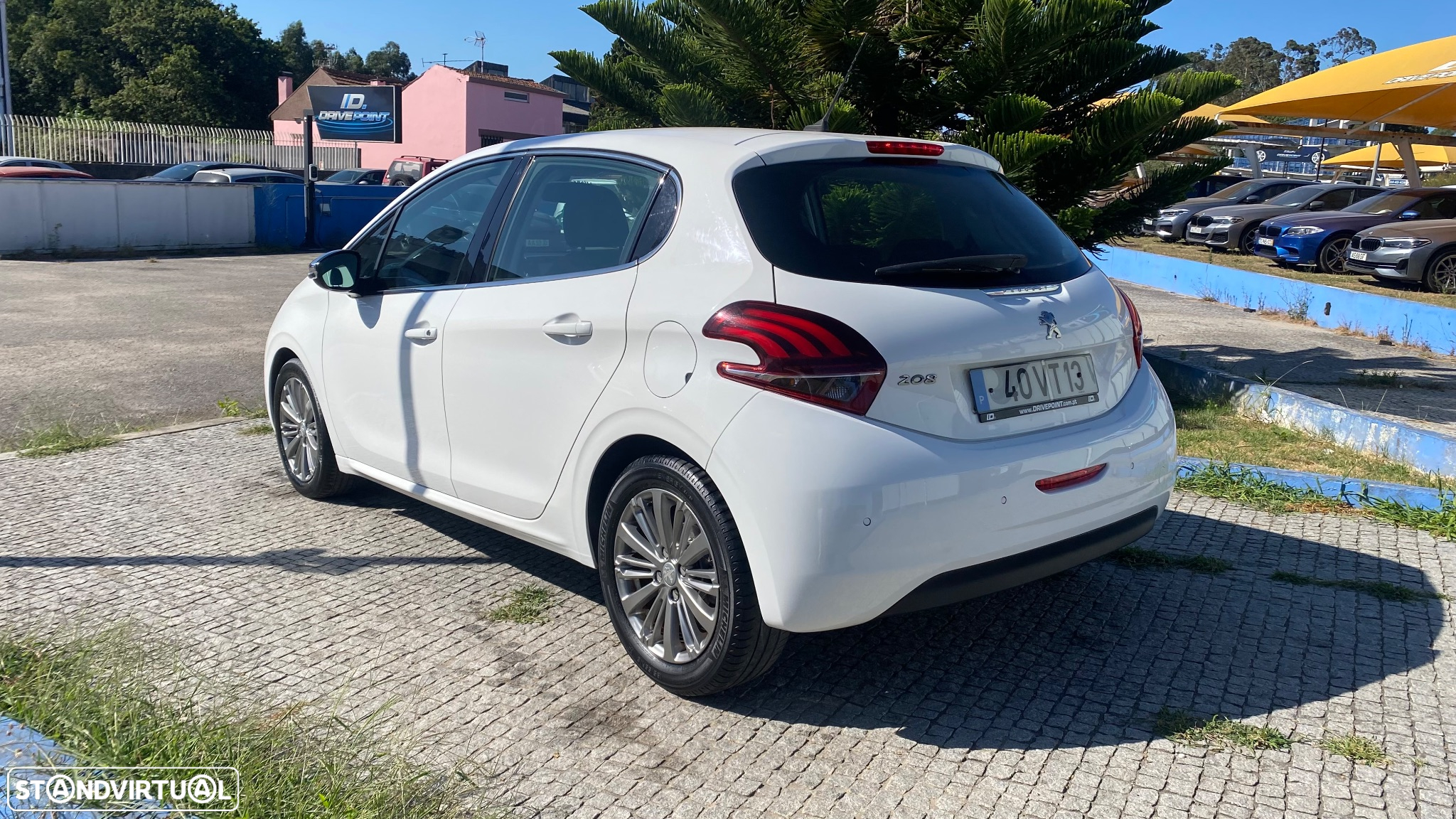 Peugeot 208 1.2 PureTech Allure - 10