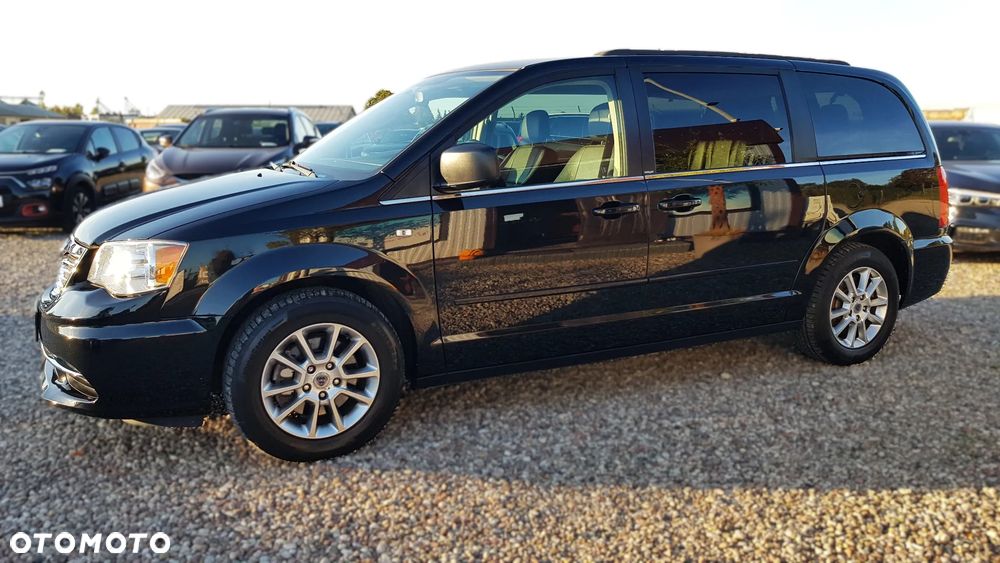 Lancia Voyager 2.8CRD Gold - 41