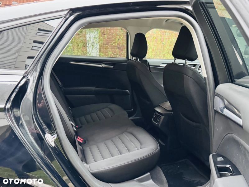 Ford Mondeo - 13