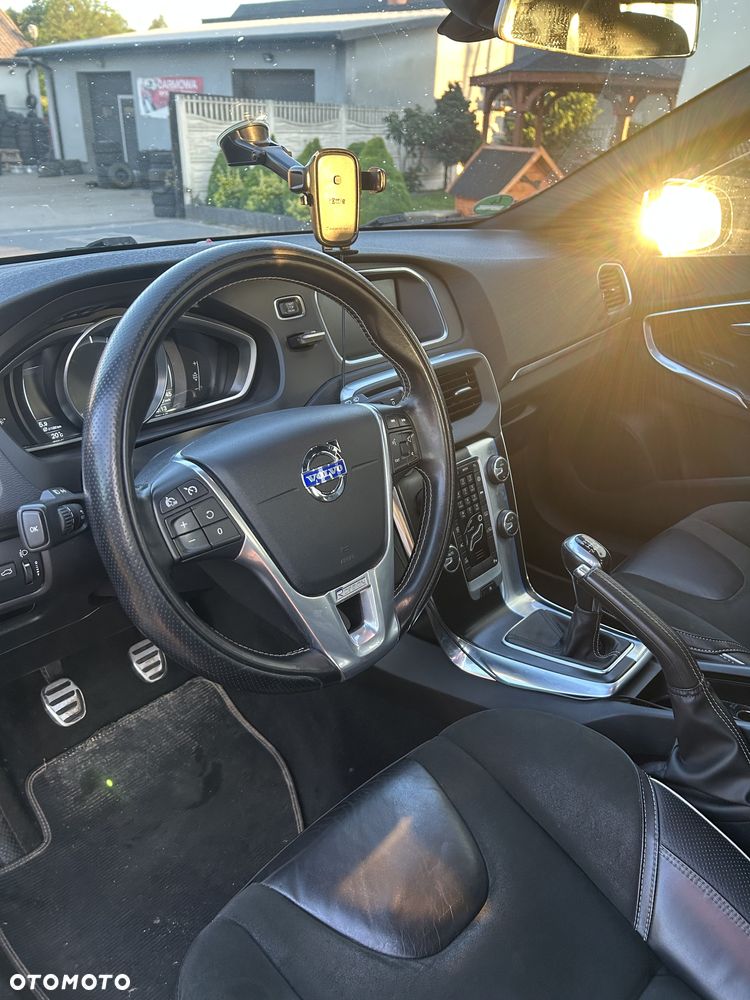 Volvo V40 D4 RDesign - 11