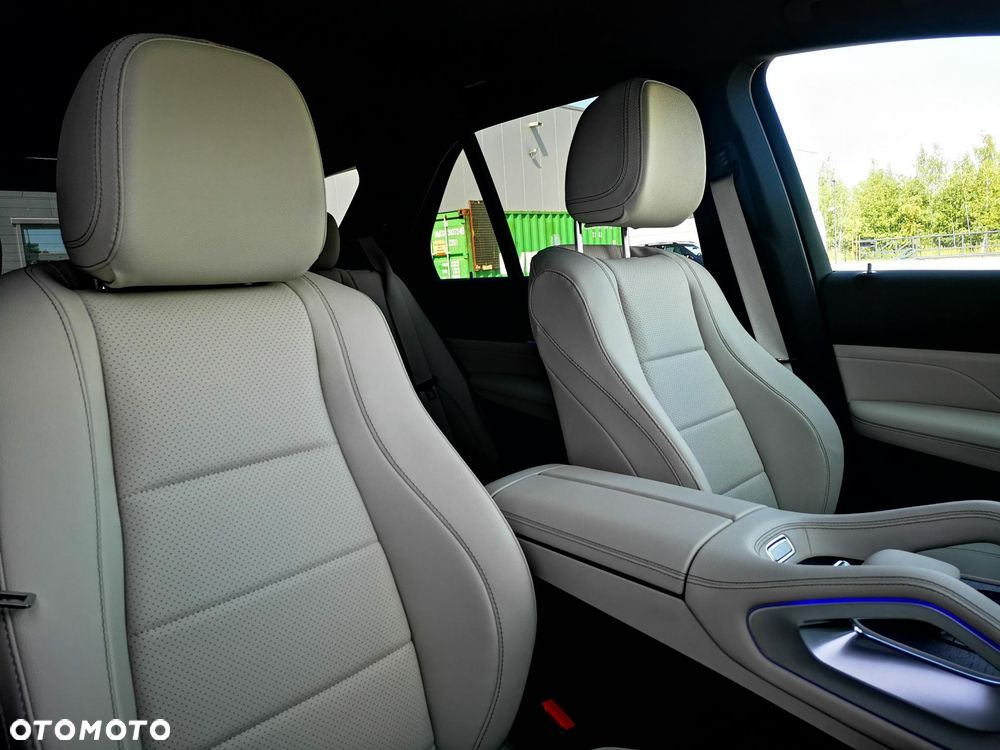 Mercedes-Benz GLE 300 d mHEV 4-Matic AMG Line - 12