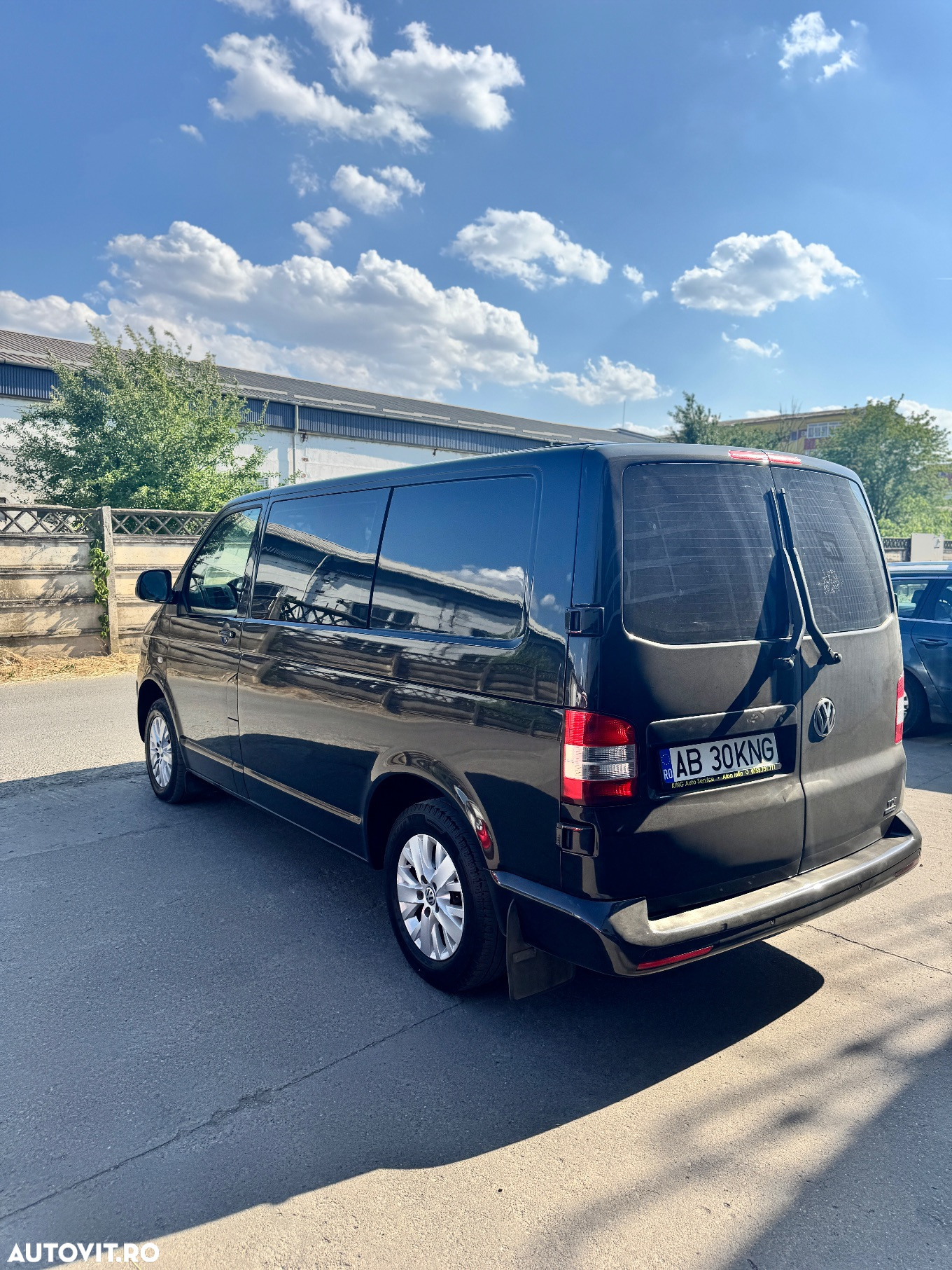Volkswagen Transporter - 5