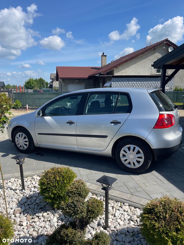 Volkswagen Golf 1.6 Comfortline - 5