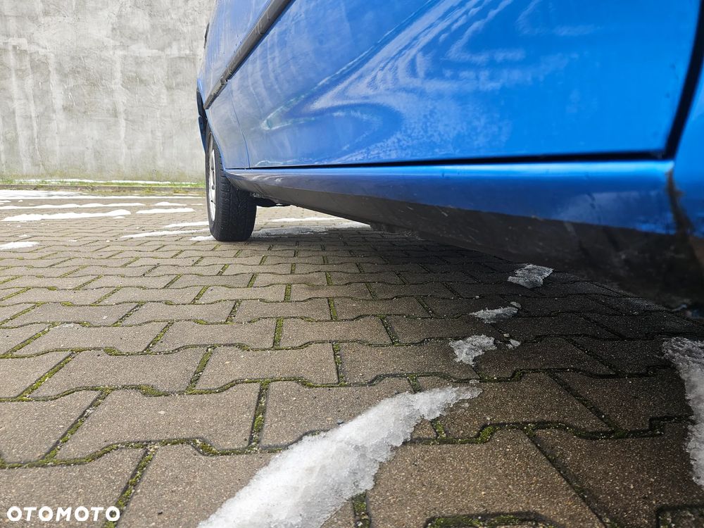 Suzuki Swift 1.0 GLX - 18