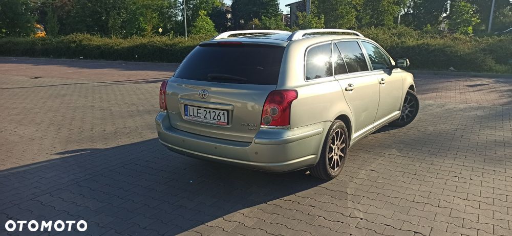 Toyota Avensis - 3