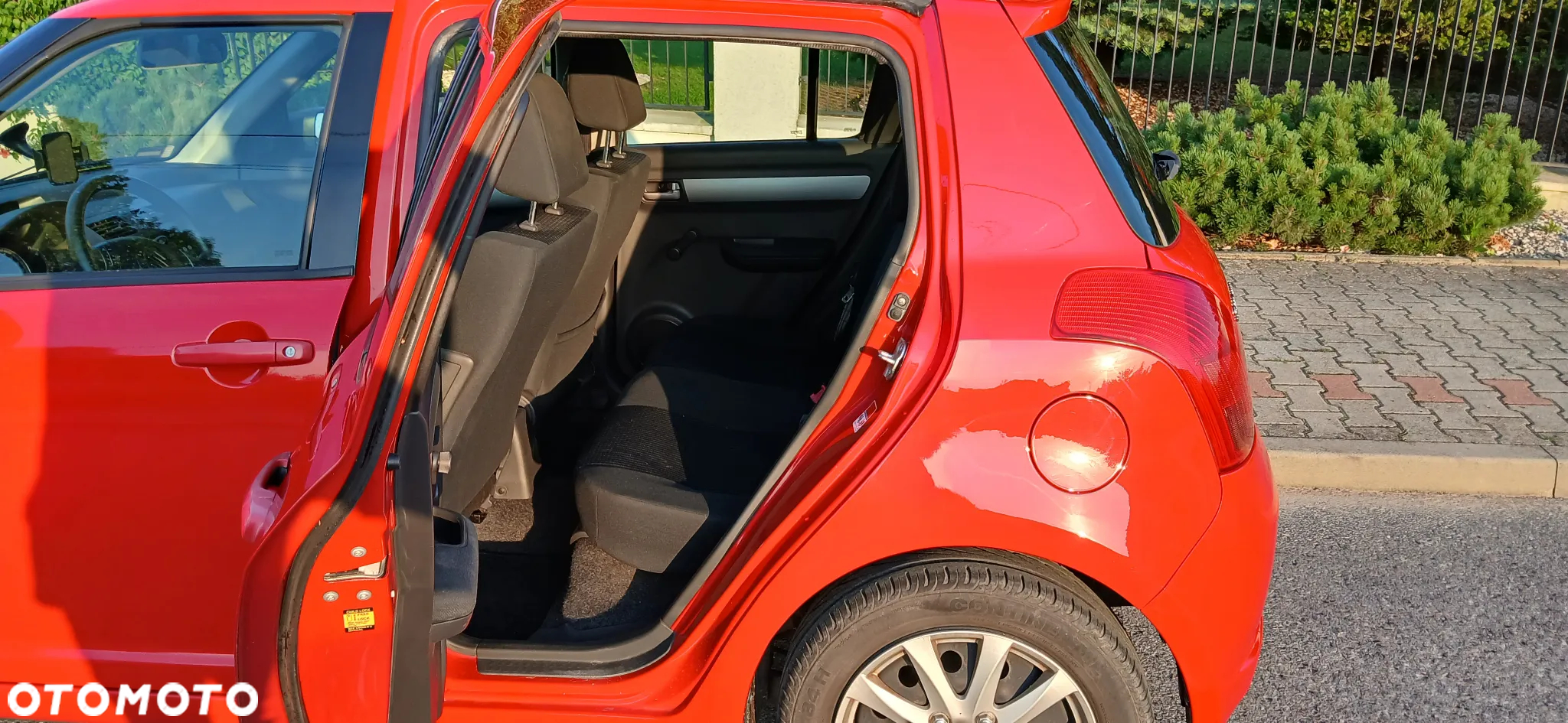 Suzuki Swift - 12