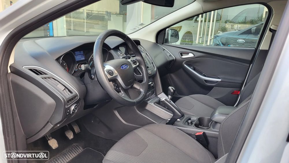 Ford Focus 1.0 EcoBoost S&S TITANIUM - 8