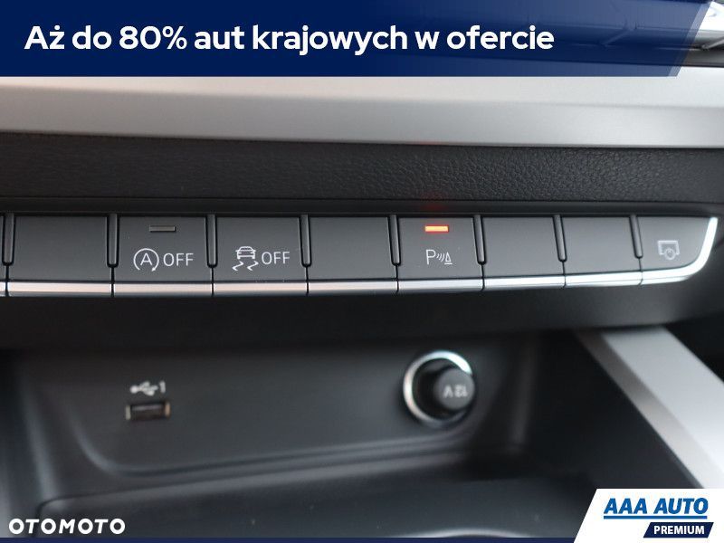 Audi A4 Limousine - 14
