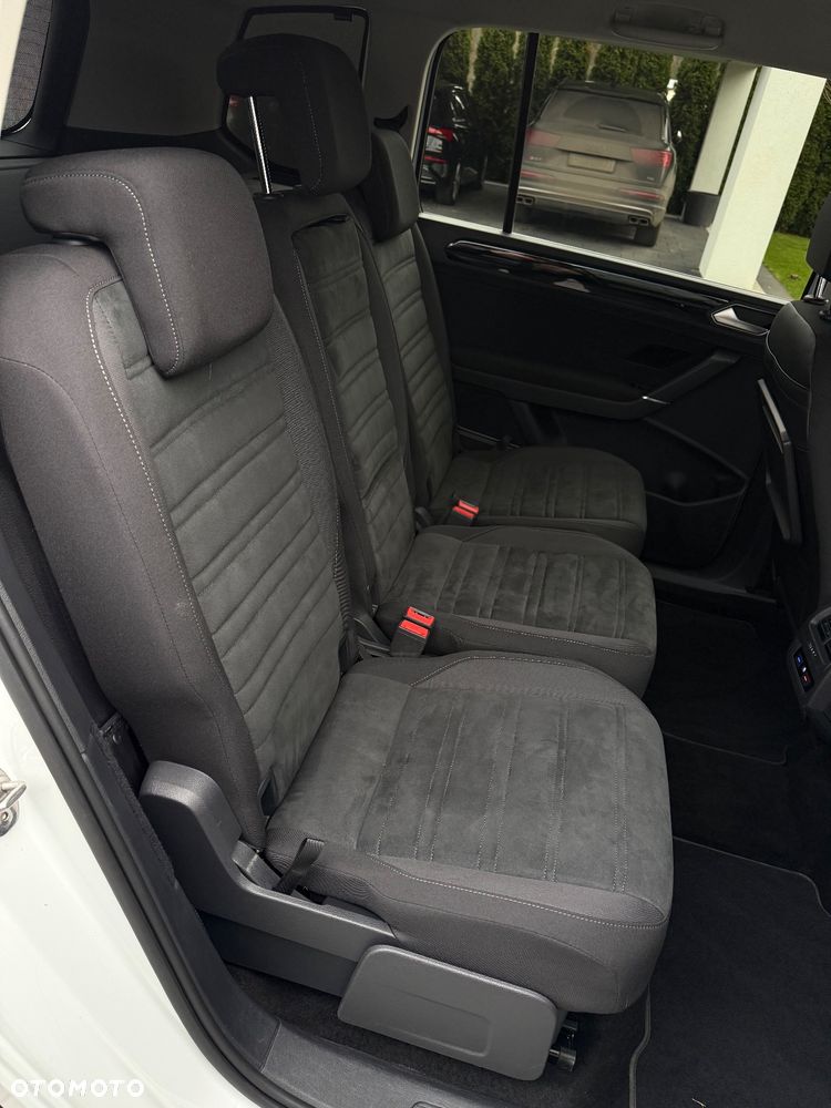 Volkswagen Touran 1.5 TSI ACT OPF DSG Highline - 32