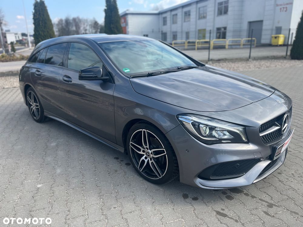 Mercedes-Benz CLA 180 Peak Edition - 18
