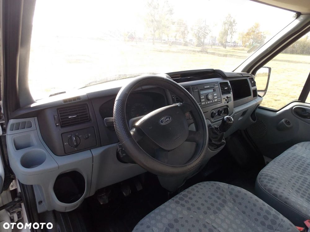 Ford Transit - 3