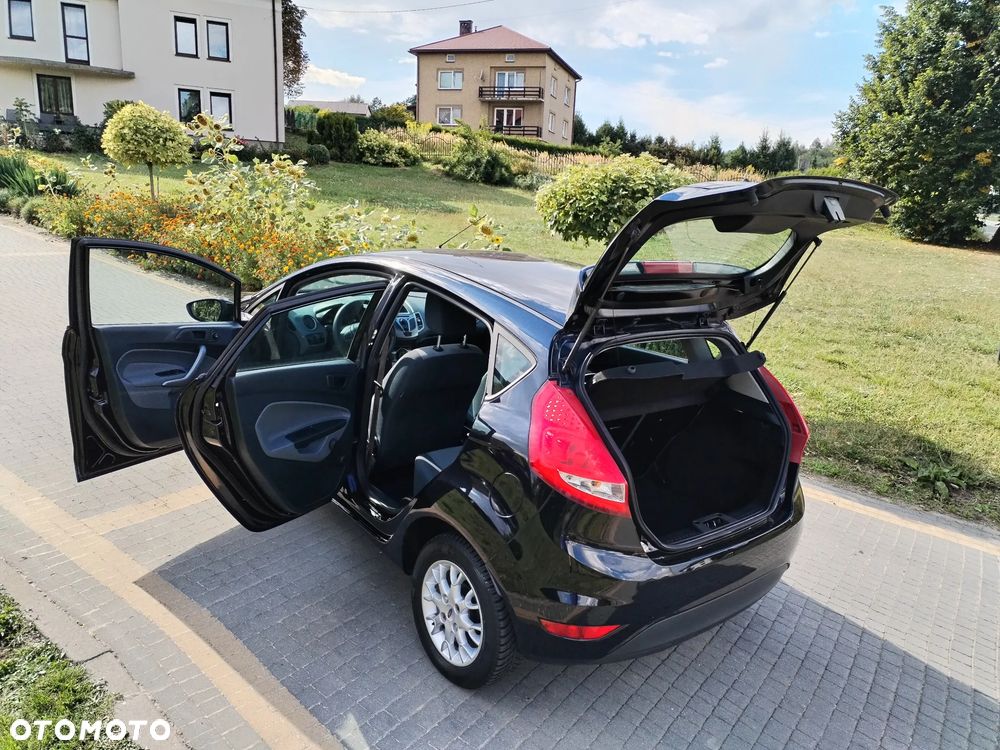 Ford Fiesta - 37