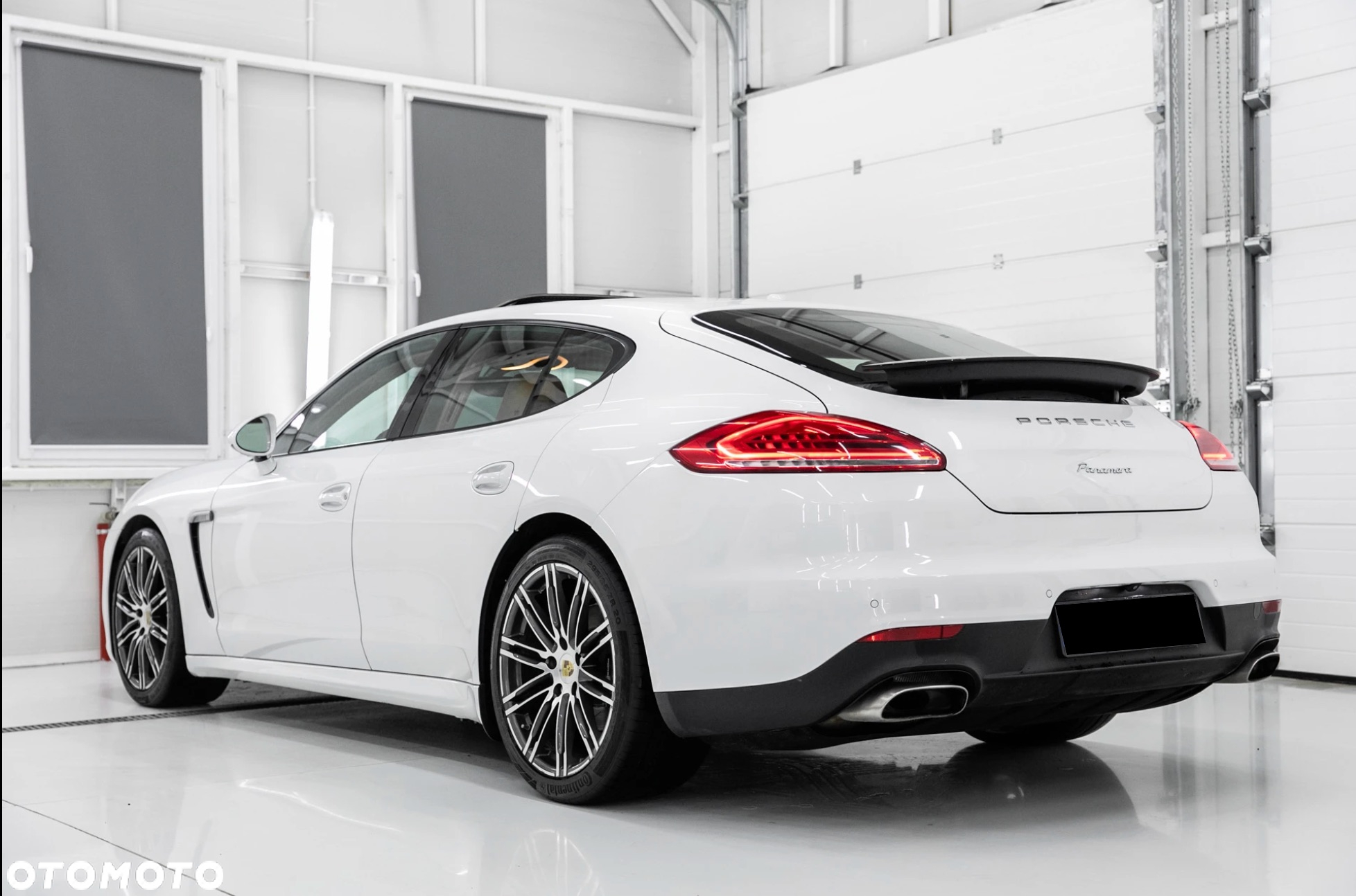 Porsche Panamera PDK - 3