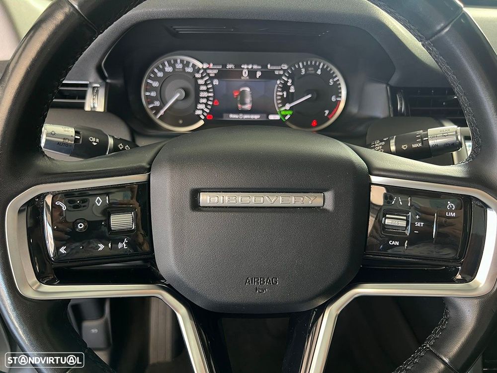 Land Rover Discovery Sport P300e Dynamic SE - 23