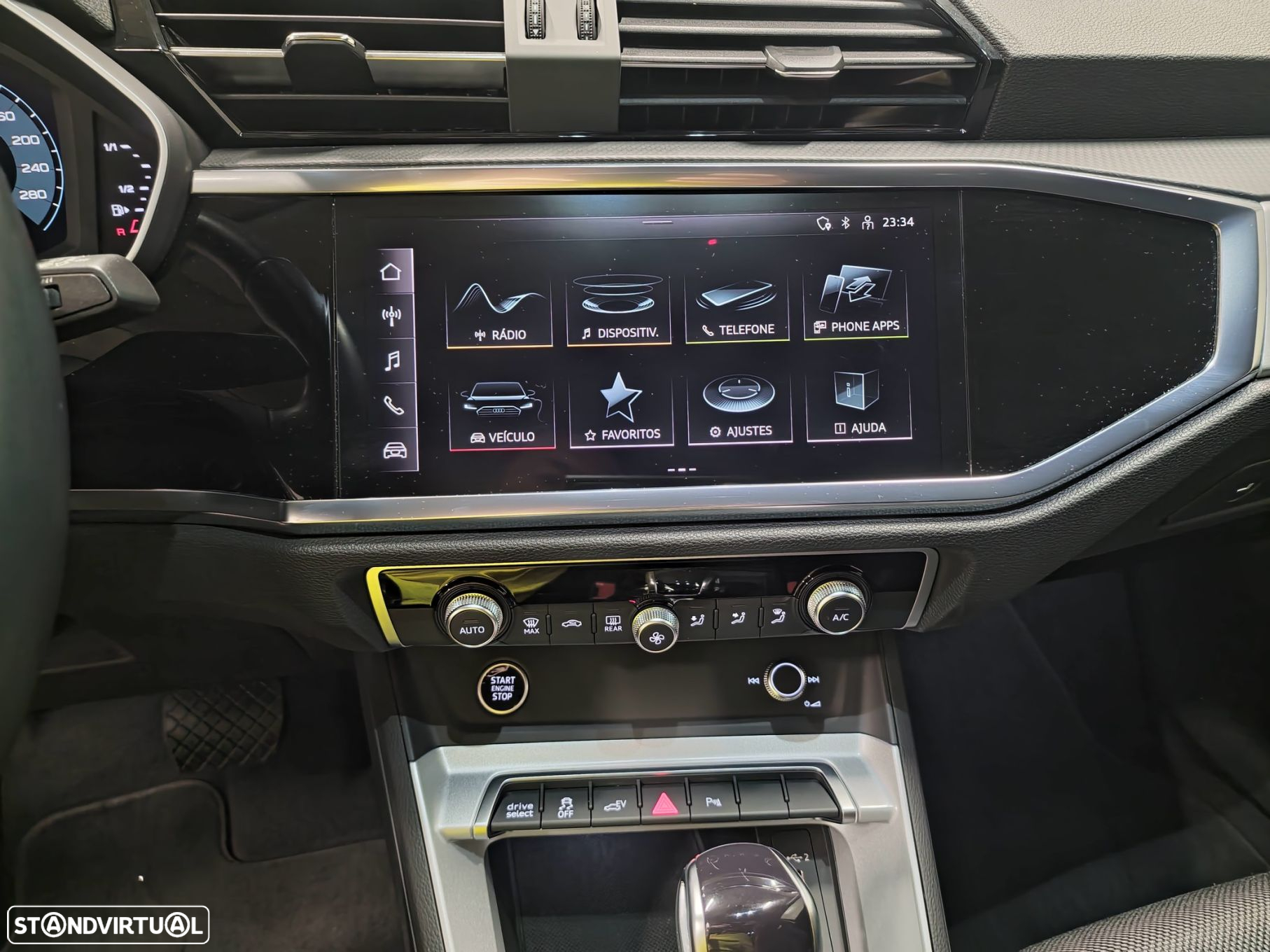 Audi Q3 45 TFSIe S line S tronic - 25