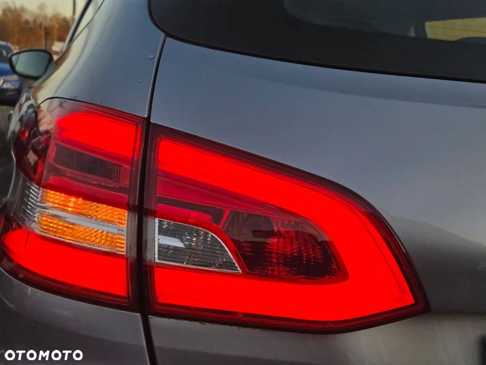 Peugeot 308 1.5 BlueHDi Active S&S - 32