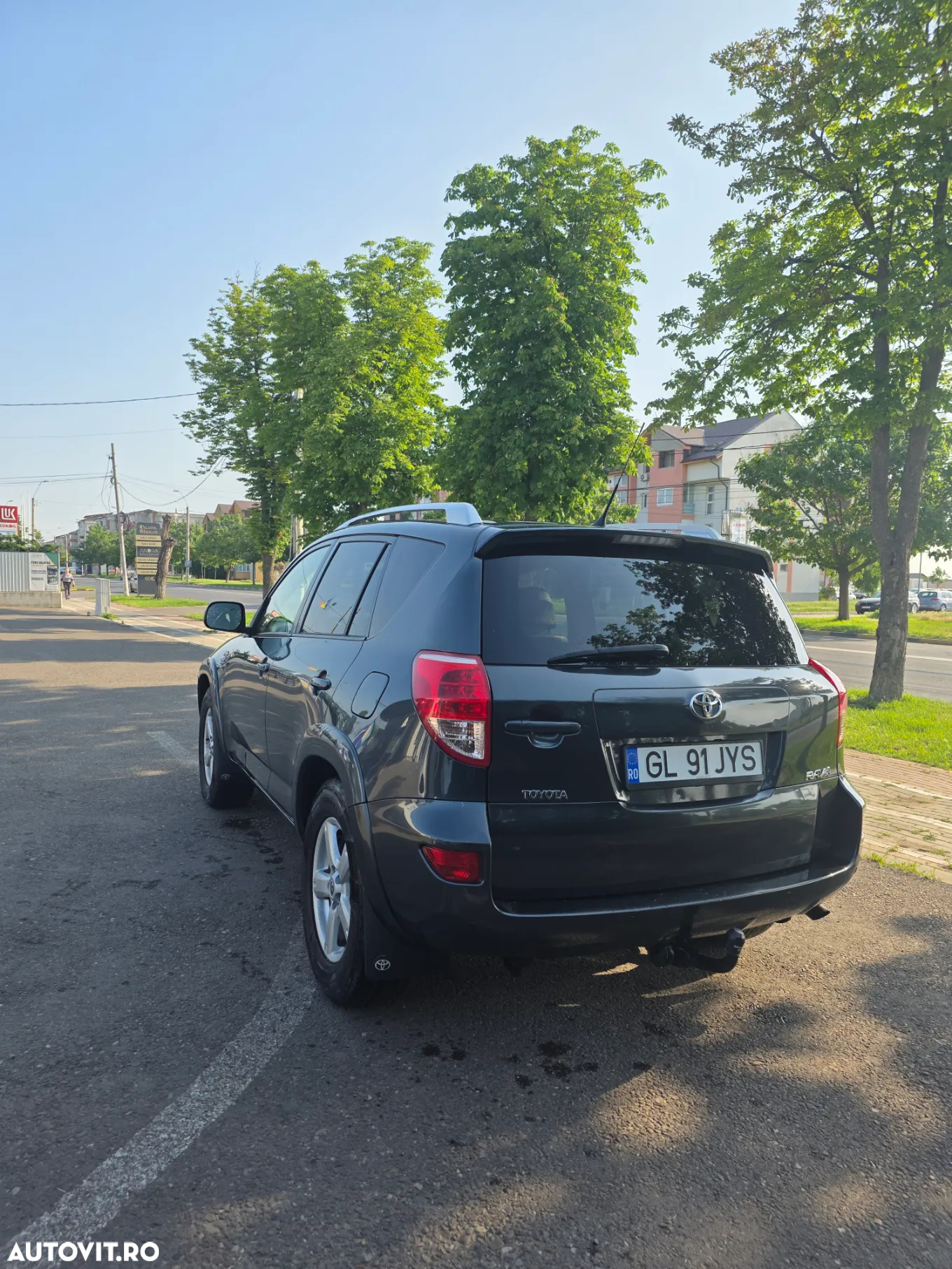 Toyota RAV4 - 4
