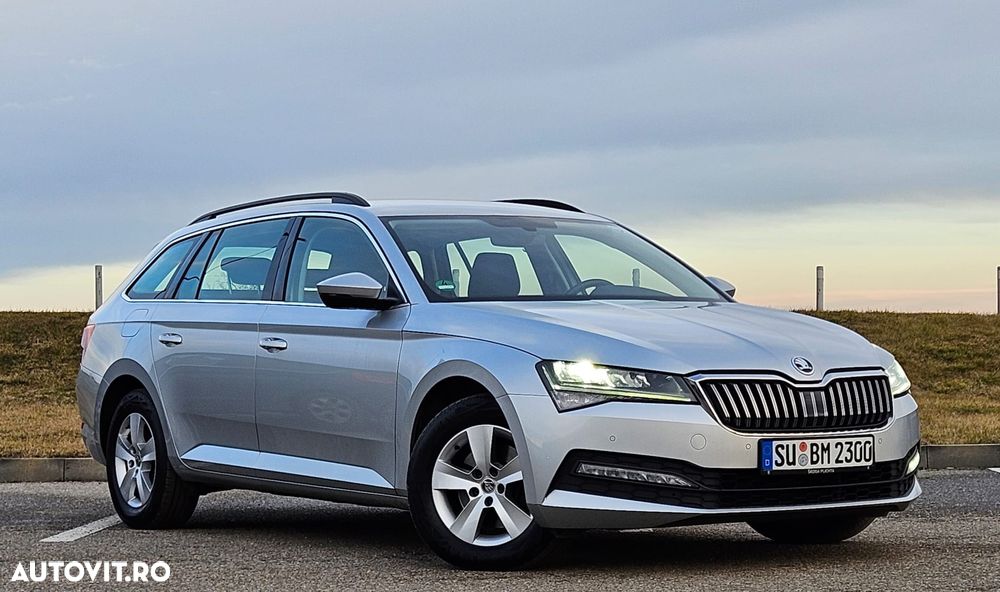 Skoda Superb 2.0 TDI DSG Premium Edition - 1