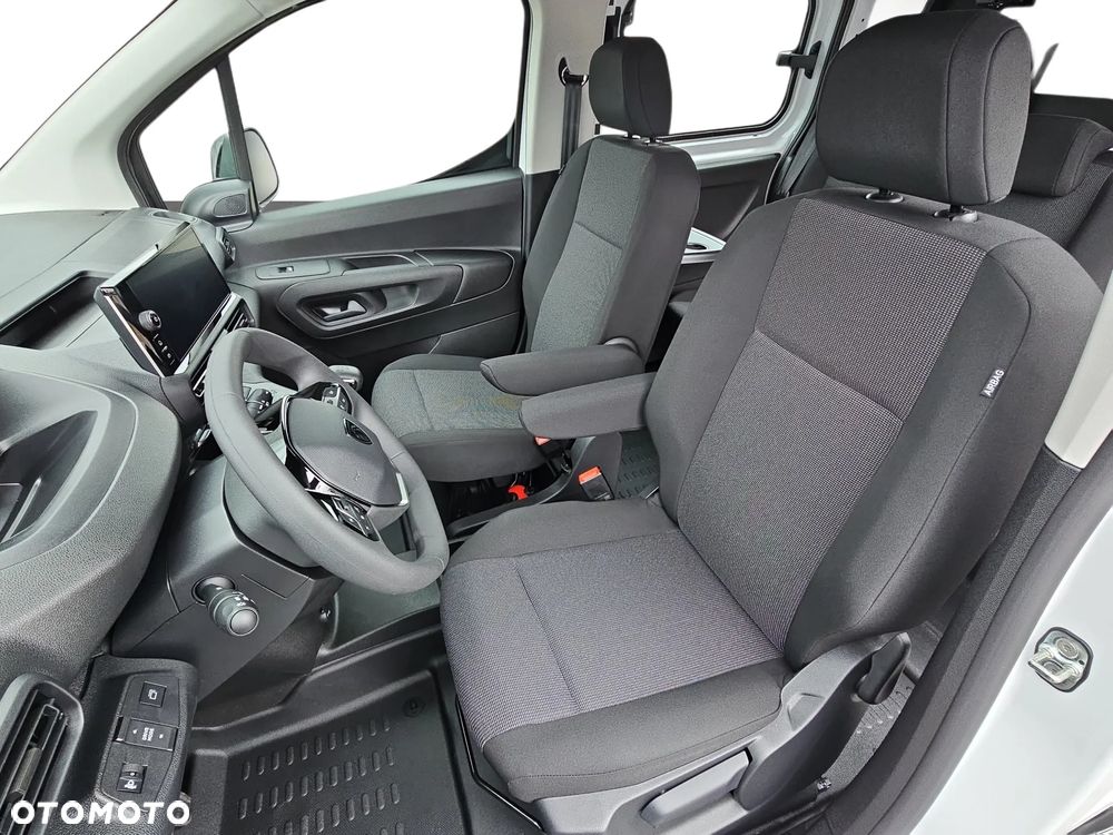 Peugeot Furgon Załogowy XL (długi) - 15