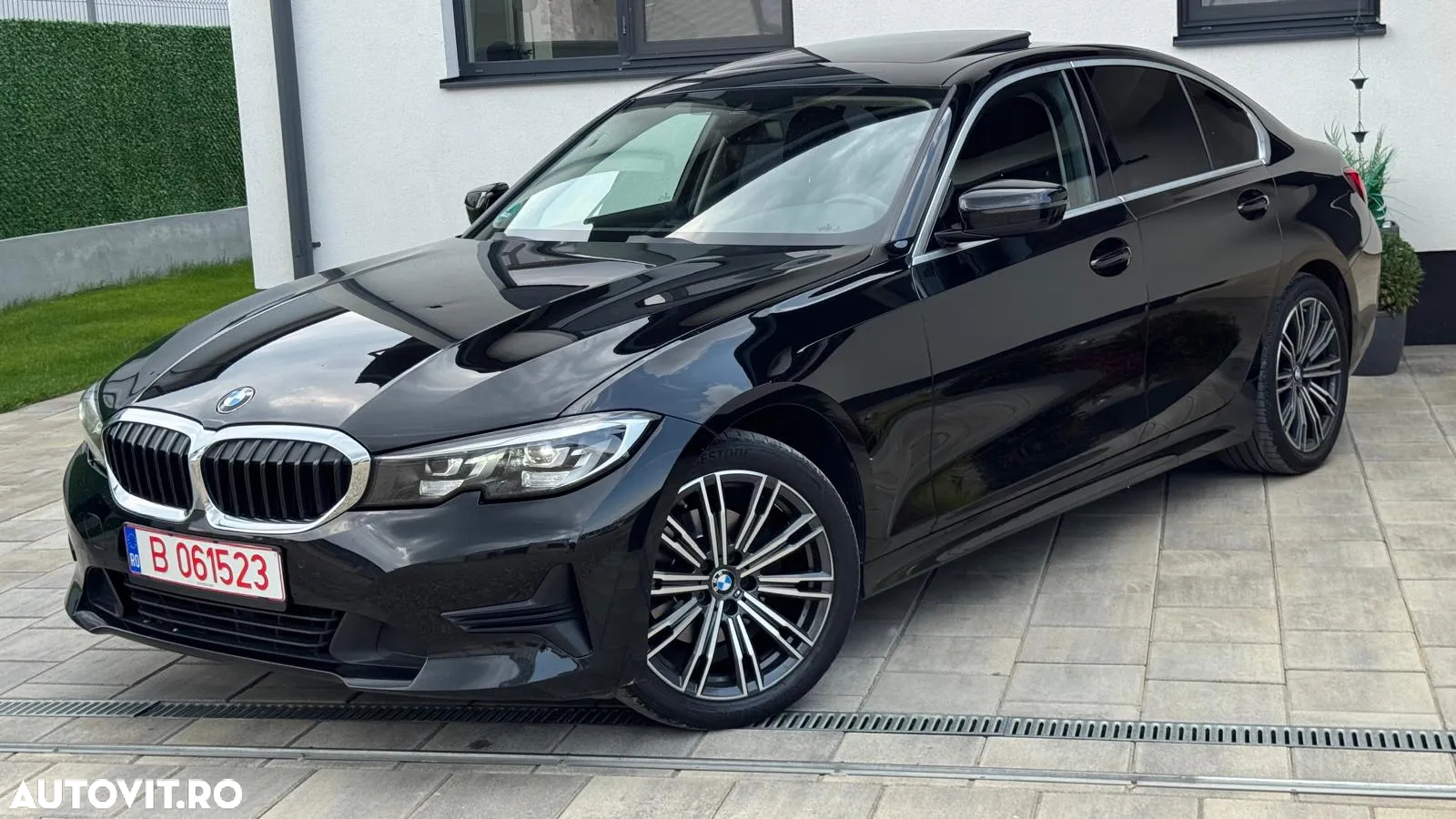BMW Seria 3 320i Aut. Luxury Line - 4