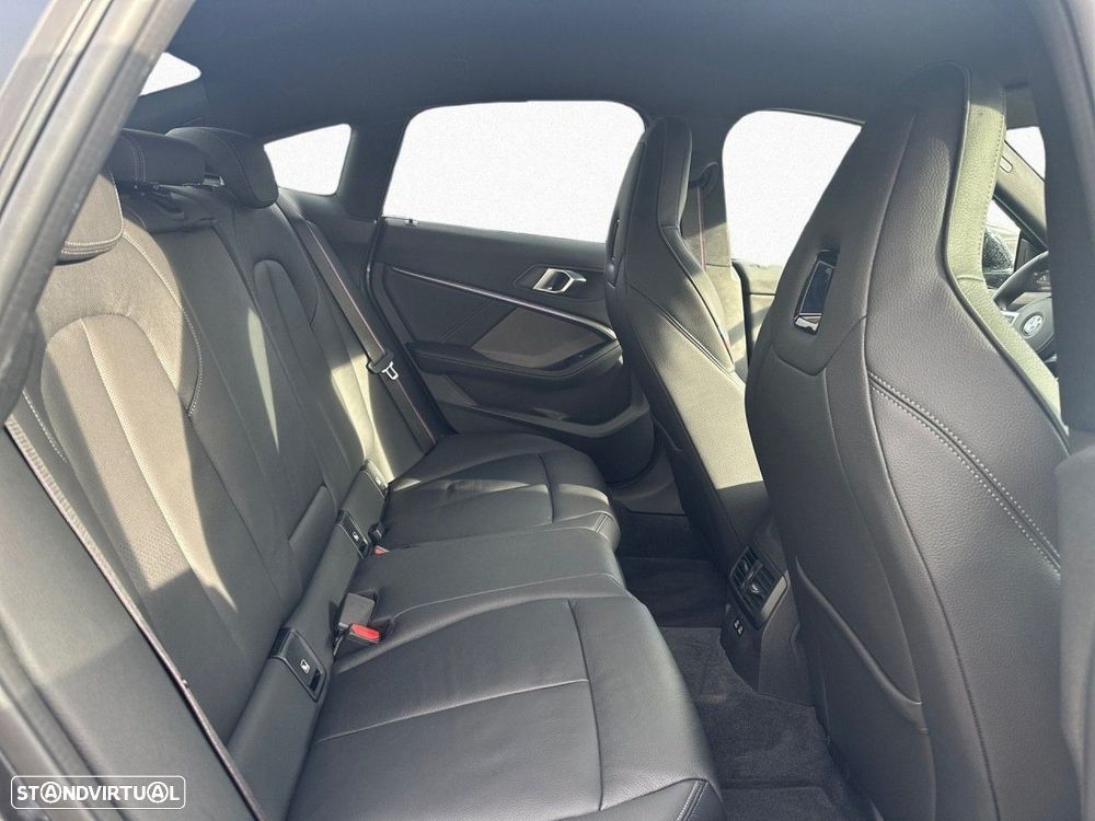 BMW M235i Gran Coupé xDrive - 4