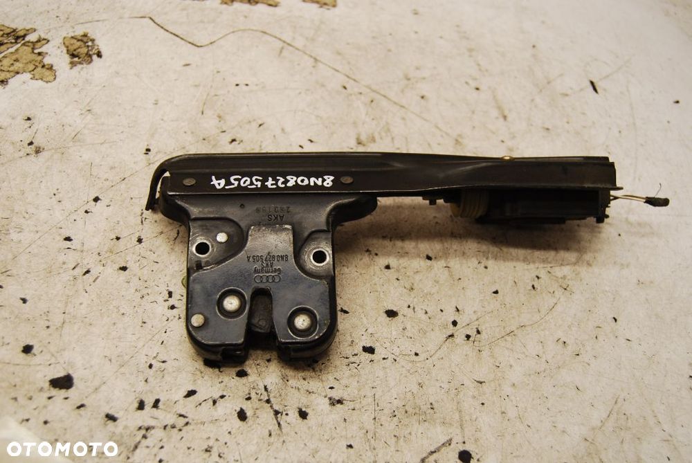 ZAMEK KLAPY BAGAŻNIKA TYŁ 8N0827505C AUDI TT - 6