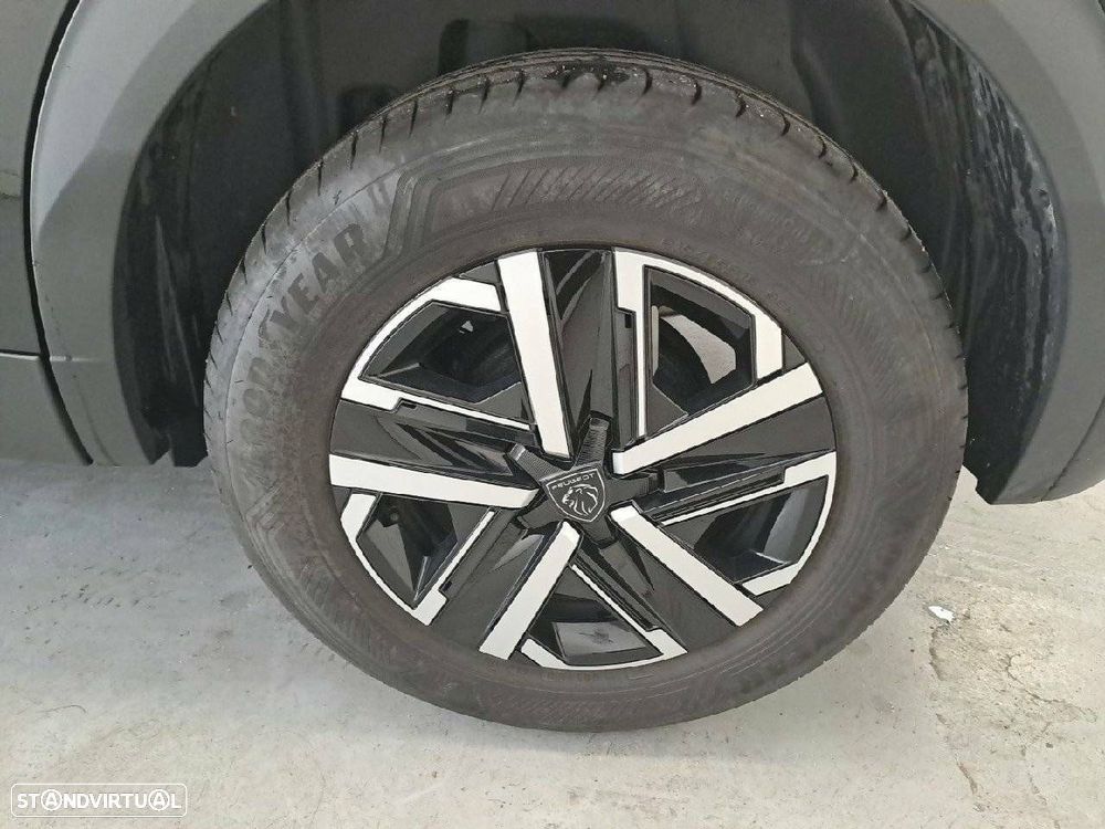 Peugeot 2008 1.2 PureTech Active - 11